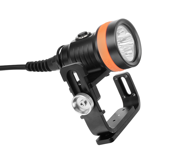 OrcaTorch草莓视频官网，D630 V2.0技術潛水手電筒，水（shuǐ）下探險照明，水下搜索燈，沉船照明燈